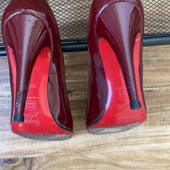 Christian Louboutin Ron Ron 100mm Burgundy patent calf pumps 39.5 - Picture 5 of 12